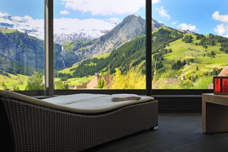 Hotel Cambrian, Swiss
