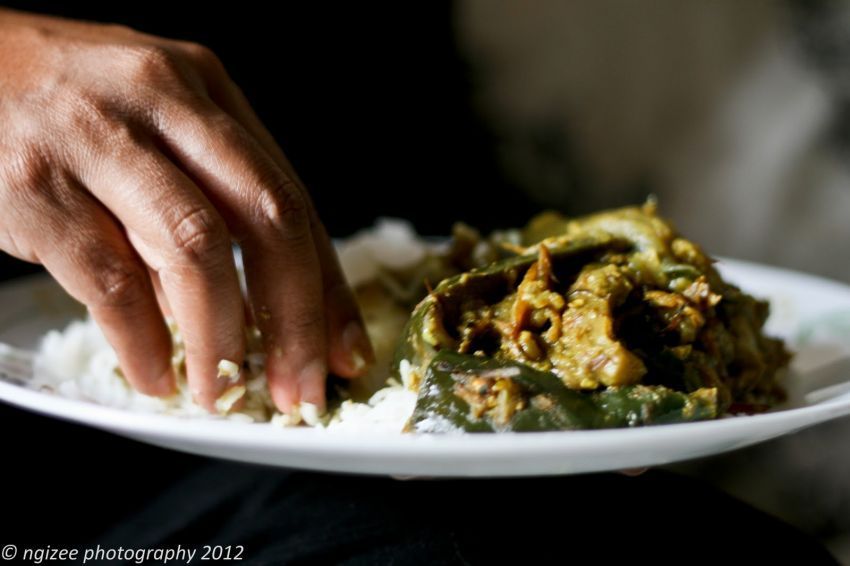 Makan pakai tangan