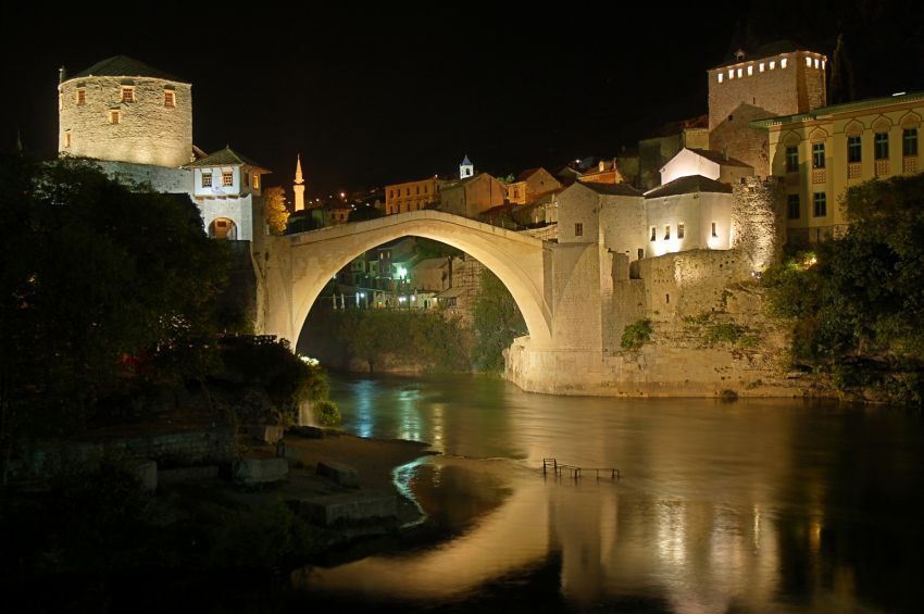 Mostar, salah satu obyek wisata di Bosnia & Herzegovina