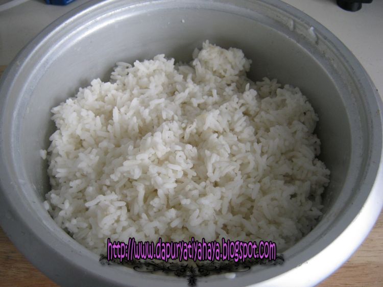 masak nasi