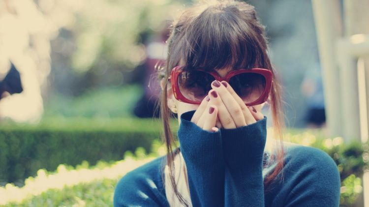 Jangan takut untuk mengakui bahwa kamu baik-baik saja jika sendiri