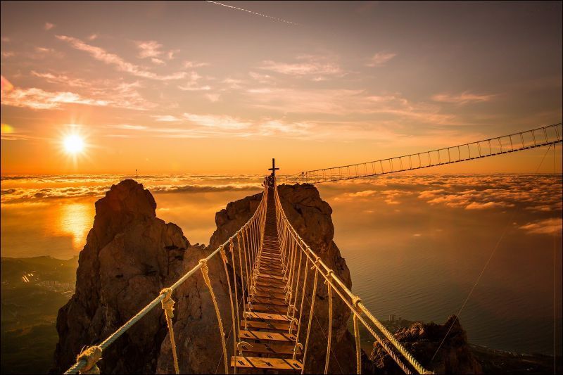 Jembatan di Gunung Ai Petri, Ukraina