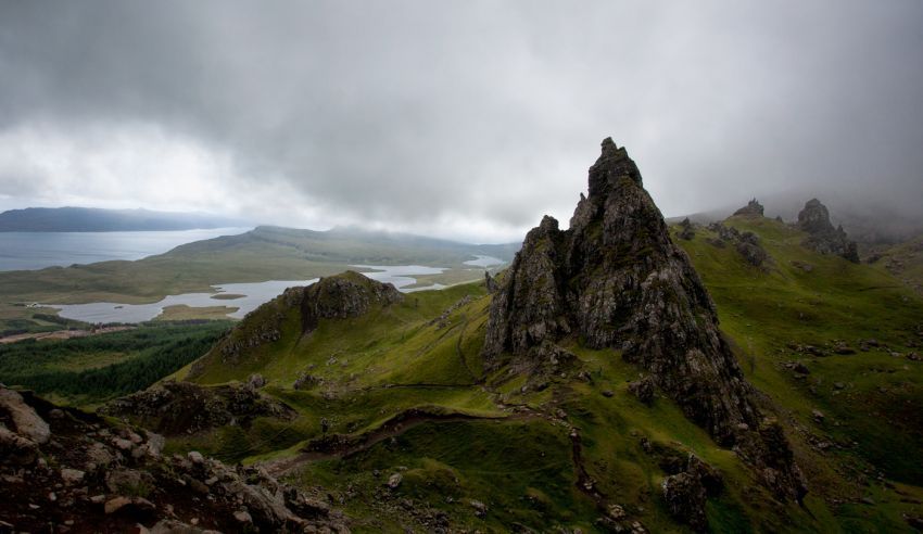 pemandangan alam yang menakjubkan di Isle of skye