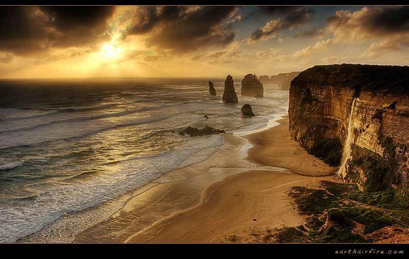 twelve apostles beach