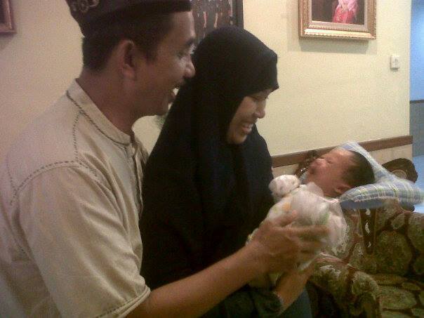 Ustadz Umam dan Ummi Nas akan terus mendampingi sampai proses perkenalan keluarga