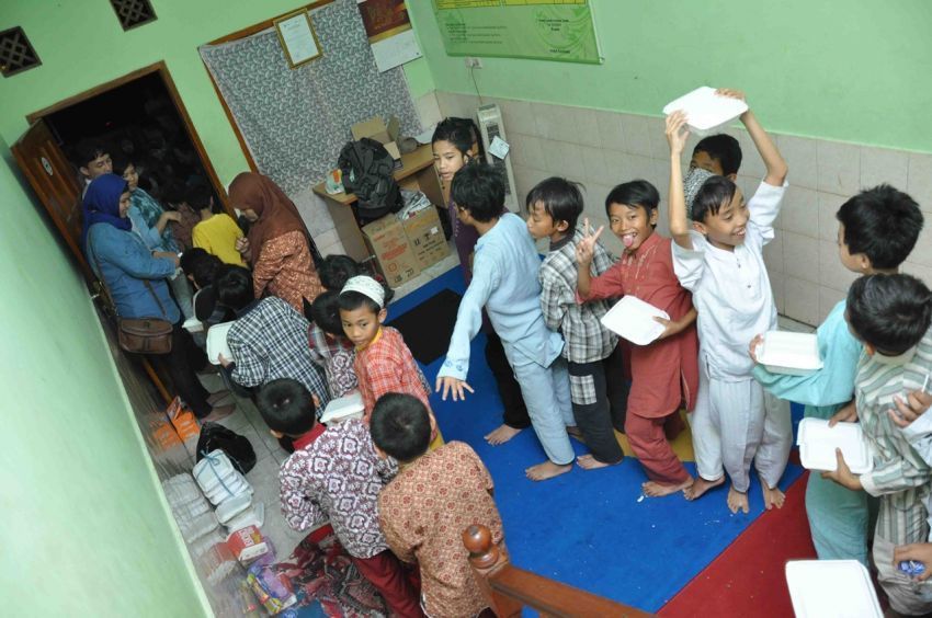 Bulan Ramadhan, jangan lupa donk baksosnya