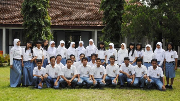 Bernostal-GILA ke Masa SMA, Yuk!