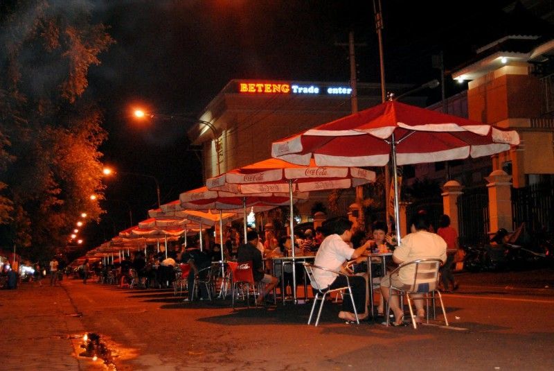 Bermain-main dengan angin malam