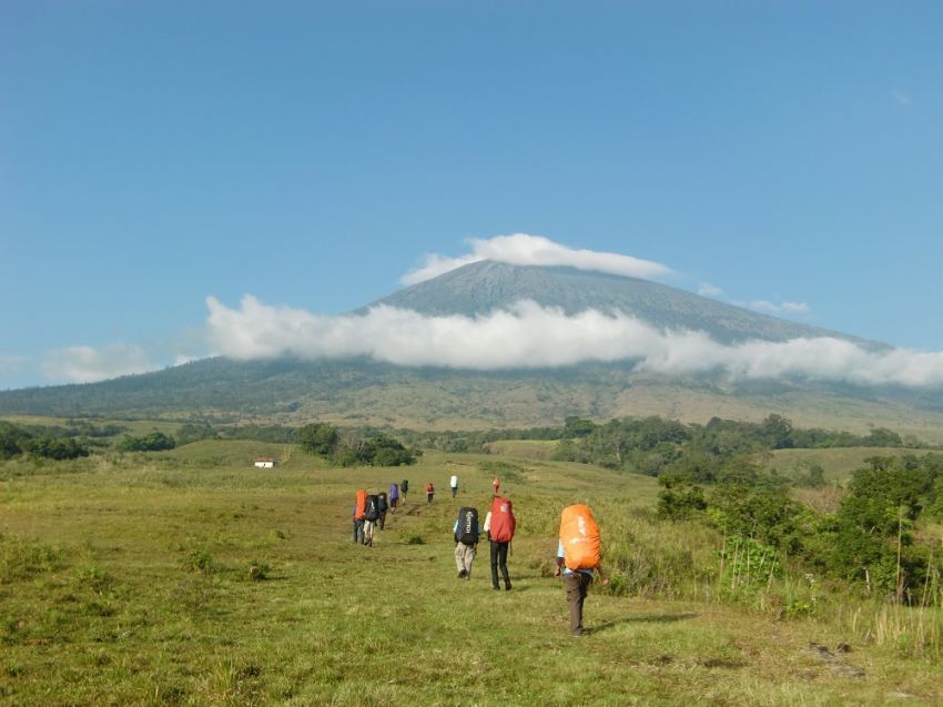 Naik gunung jadi dua kali lipat lebih melelahkan