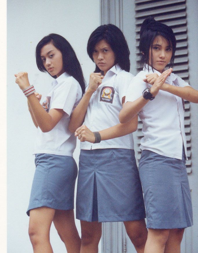 berani sama kita?