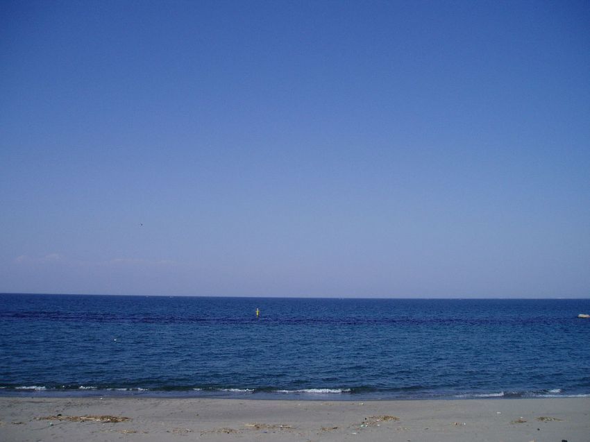 toyama bay di kala siang