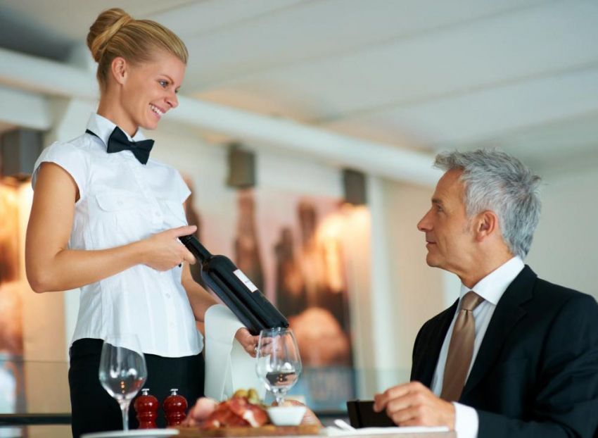 tips dinner romantis