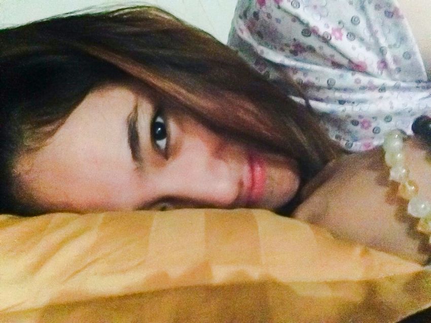 tindakan marshanda melepas jilbab membuat heboh di instagram 
