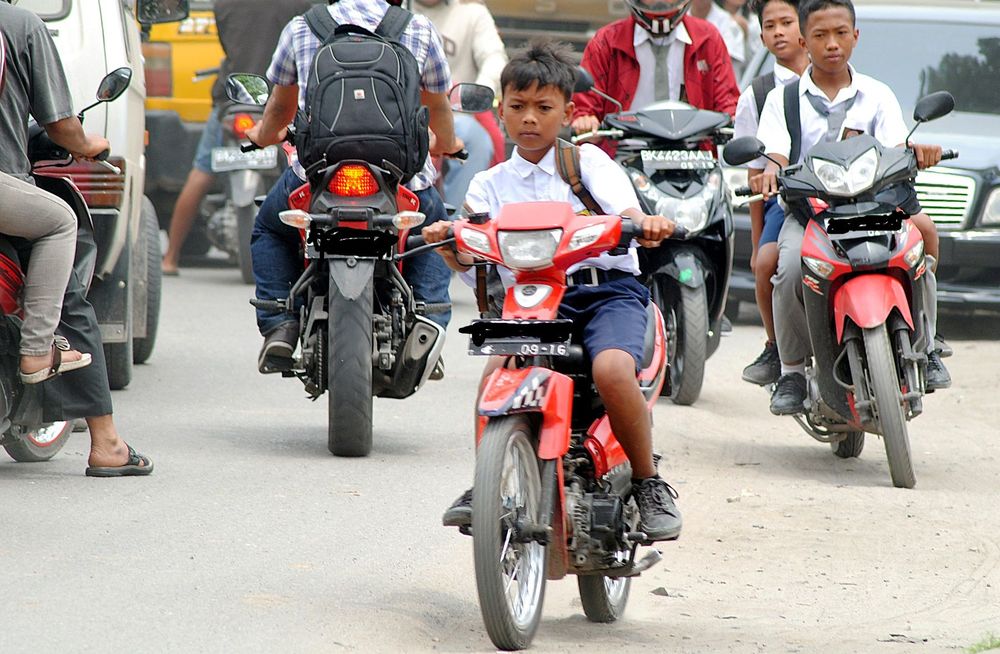 Masih Melakukan Hal-Hal Nggak Legal Ini? Harusnya Kamu Malu!