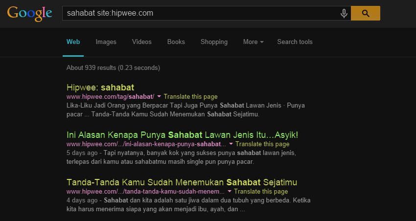 Menggunakan titik dua atau colon