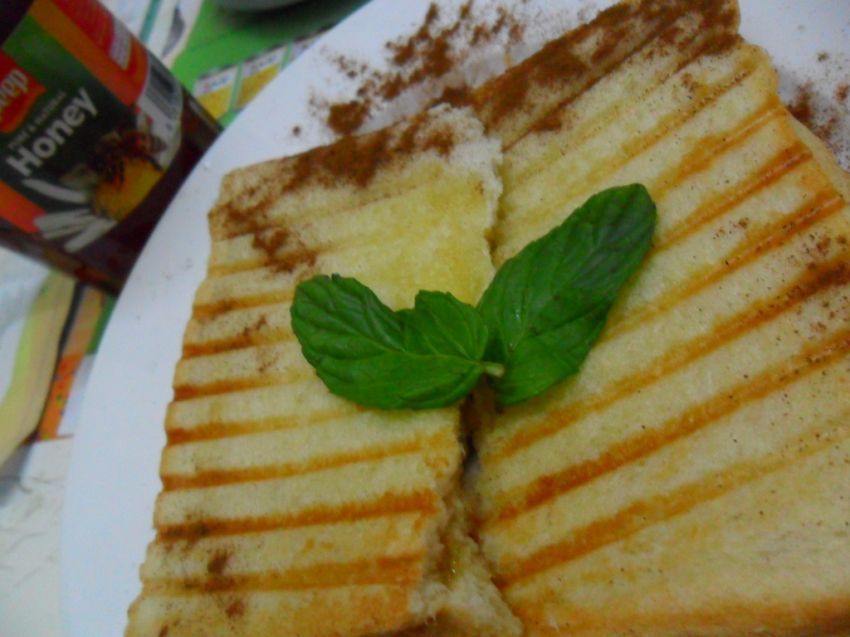 Roti bakar madu