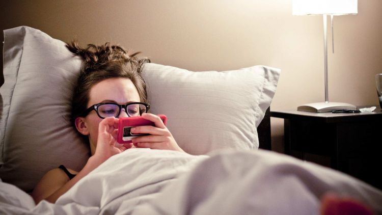 7 Situs dan Aplikasi yang Bisa Membantumu Menemukan Pasangan Baru