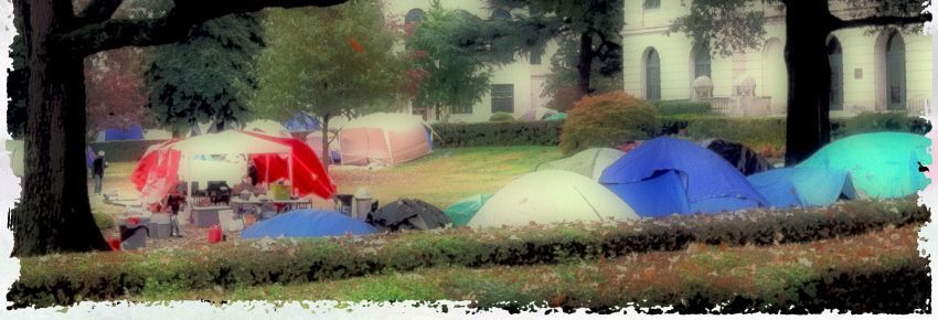 Urban camping di taman kota