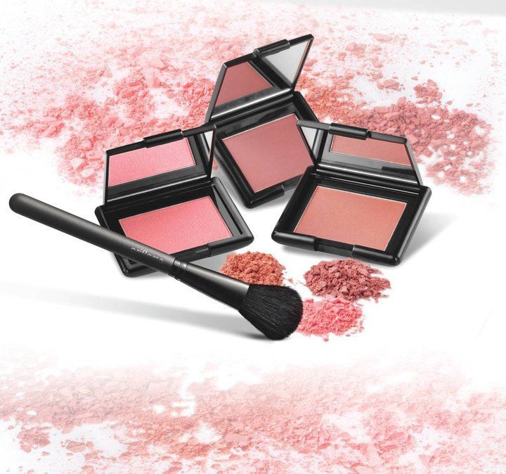 Tips Bersolek Buat Cewek-Cewek yang Nggak Bisa Dandan 58 ini loh blush on