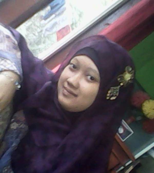 Asyari Tegoeh Soendjaya, 20, Yogyakarta