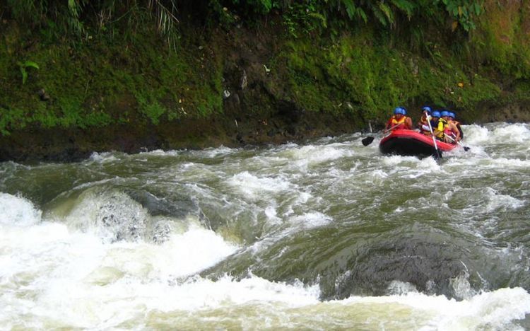 Lokasi arung jeram