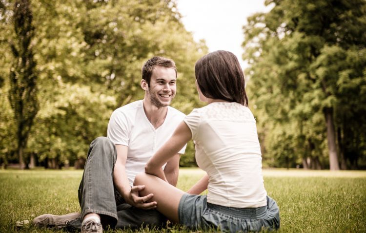 10 Hal yang Harus Kamu Ingat Ketika Mencintai Seorang Introvert 30 Pacar mengagumkan