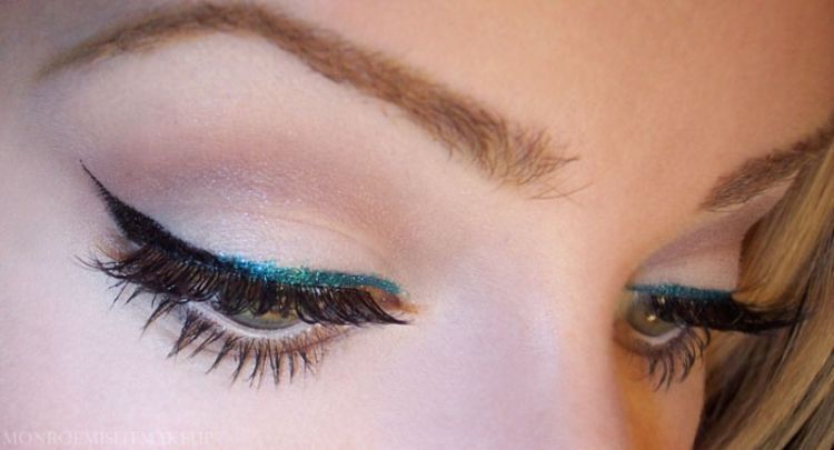 Eyeliner warna patut dicoba!