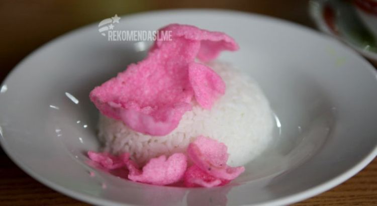 nasi sama kerupuk