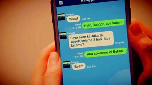 Kayak Rangga sama Cinta lagi smsan 