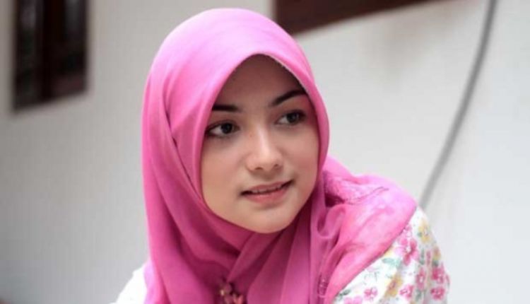 aku pingin pakai jilbab yang gede