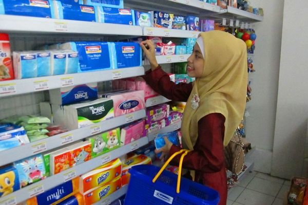 Beli yang perlu saja