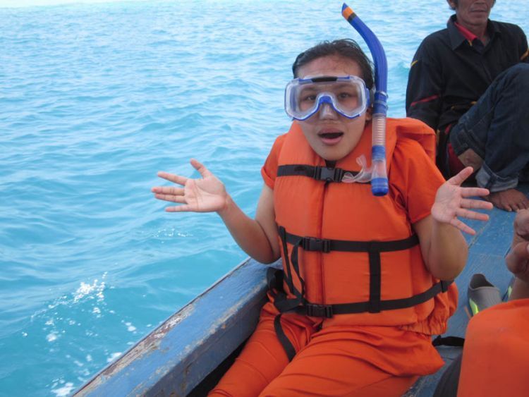 Cek peralatan snorkeling