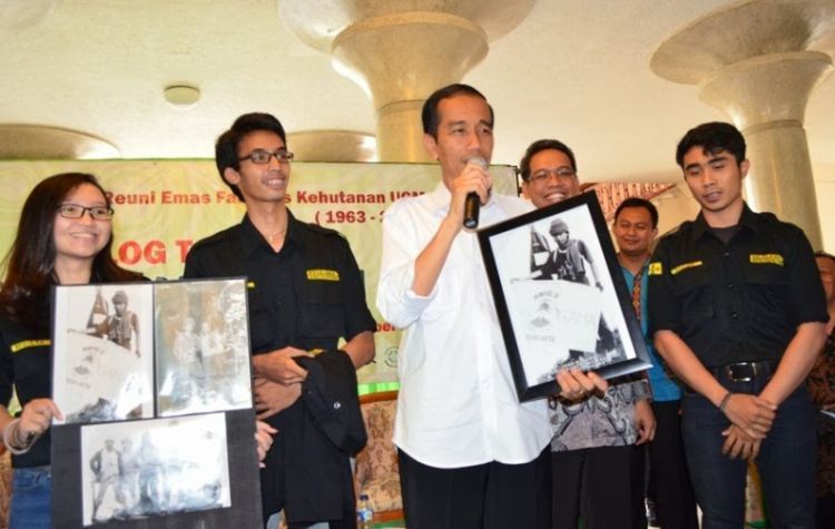 Anak Fakultas Kehutanan nanti lulusnya jadi Presiden, Pak!