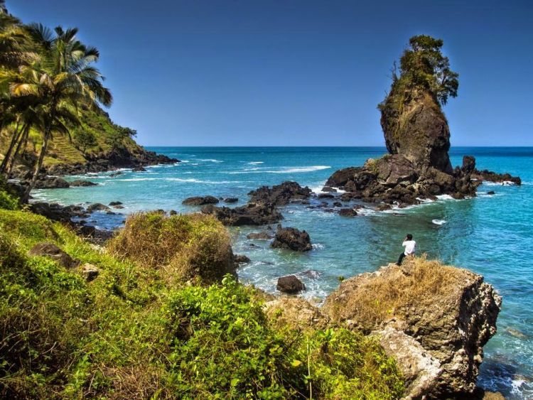 Pantai Karang Agung