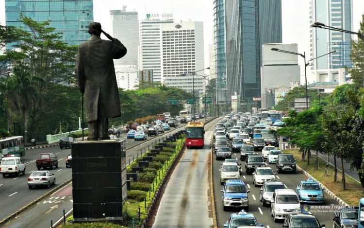 perantauan menawarkan lebih banyak kesempatan