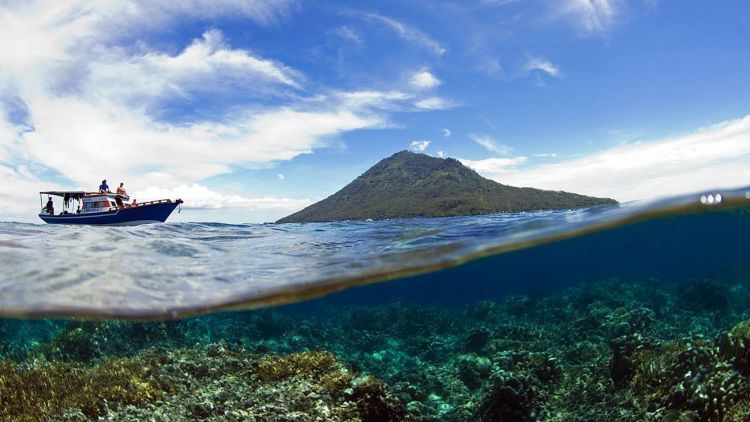 Daftar Destinasi Wisata di Manado yang Gak Kalah Keren dari Bunaken