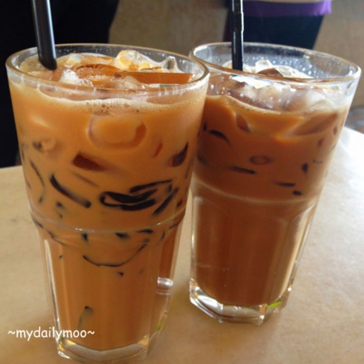 grass jelly milk tea