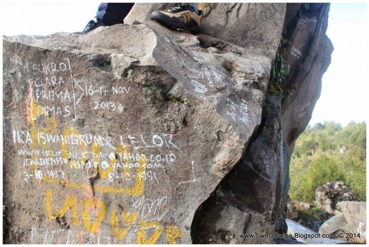 Coret-coret di Gunung Lawu