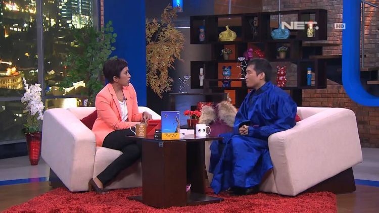 Wawancara dengan Agustinus Wibowo di salah satu stasiun TV swasta