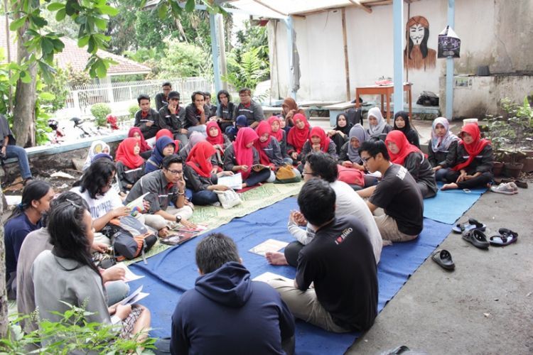 Ikut pers mahasiswa membuatmu punya kemampuan editing yang mumpuni