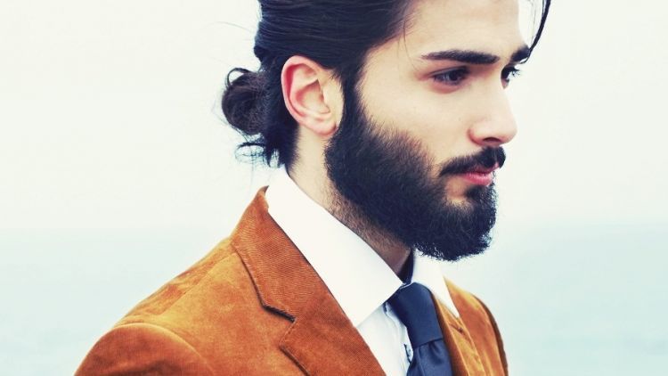 Hai Para Cowok, Buat Rambut Gondrongmu Jadi Lebih Rapi dan Bergaya dengan 9 Tips Ini