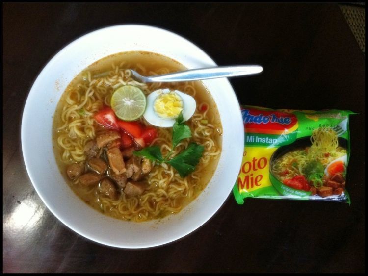 Dengan 7 Resep Ini, Mie Instan yang Persis Gambar di 