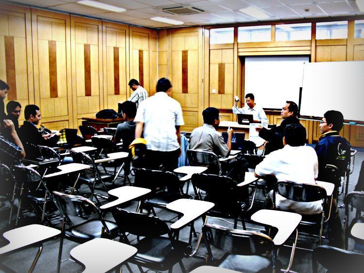 Hei Mahasiswa, Mau Dapat Nilai A? 10 Hal Ini Wajib Kamu Lakoni! 12 Kamu gak pernah masuk kuliah? Mustahil dapet nilai A