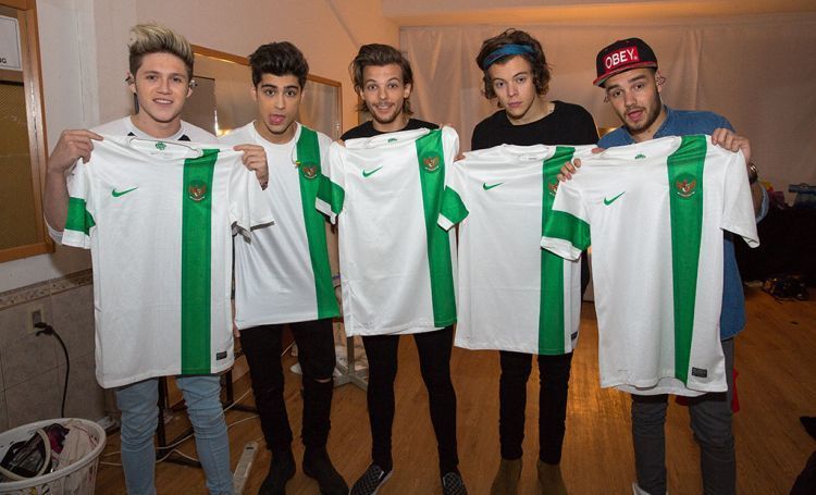 Apa Benar One Direction Mengganggu Persepakbolaan Nasional? Coba Pikir Lagi...