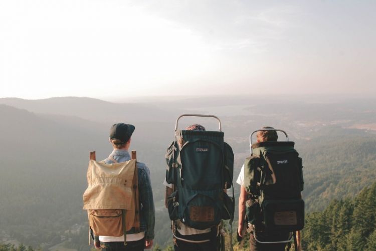 Puaskan hasratmu selama menunda kuliah dengan hal-hal baru di tempat yang berbeda