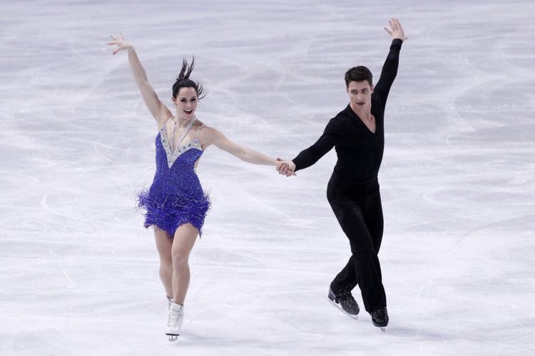 Berlatih ice skating