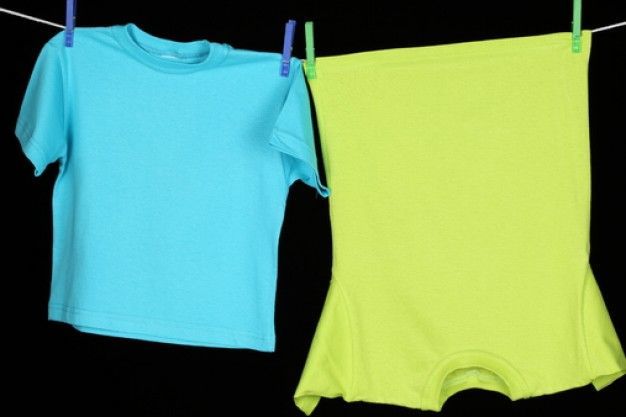 Cukup Dengan Gunting dan Kaos Bekas Saja, Tas yang Unik Sudah Bisa Kamu Punya 13 Cuci bersih dulu kaos bekas yang ingin kamu gunakan