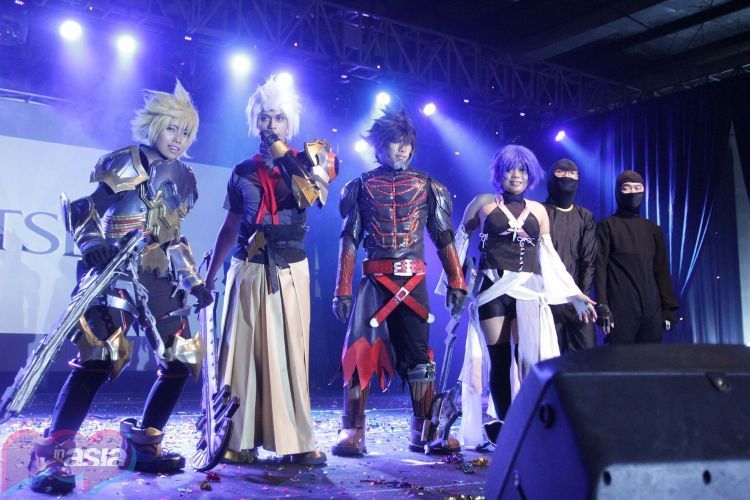 Tanpa Kostum, Makeup dan Rambut Warna-warni, Anak Cosplay Itu Gak Freak Kayak yang Kamu Kira 17 Cosplayer Indonesia di ajang Internasional CLAS:H