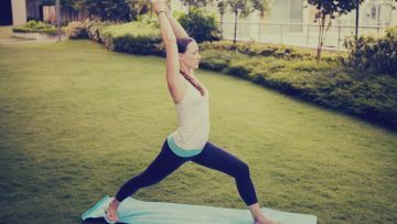 Coba 7 Gaya Yoga Ini Biar Betismu Ramping dan Kakimu Terlihat Lebih Jenjang!