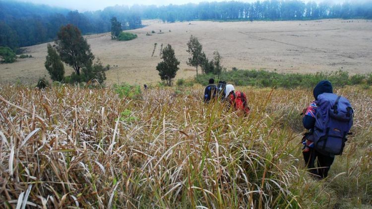 9 Gunung di Jawa Timur yang Paling Layak Dicumbui Kamu yang Hobi Mendaki